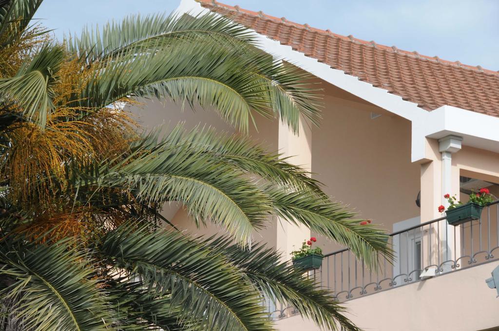 Apartments Royal Budva Luaran gambar