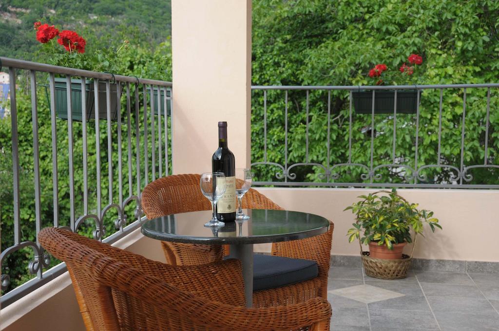 Apartments Royal Budva Bilik gambar
