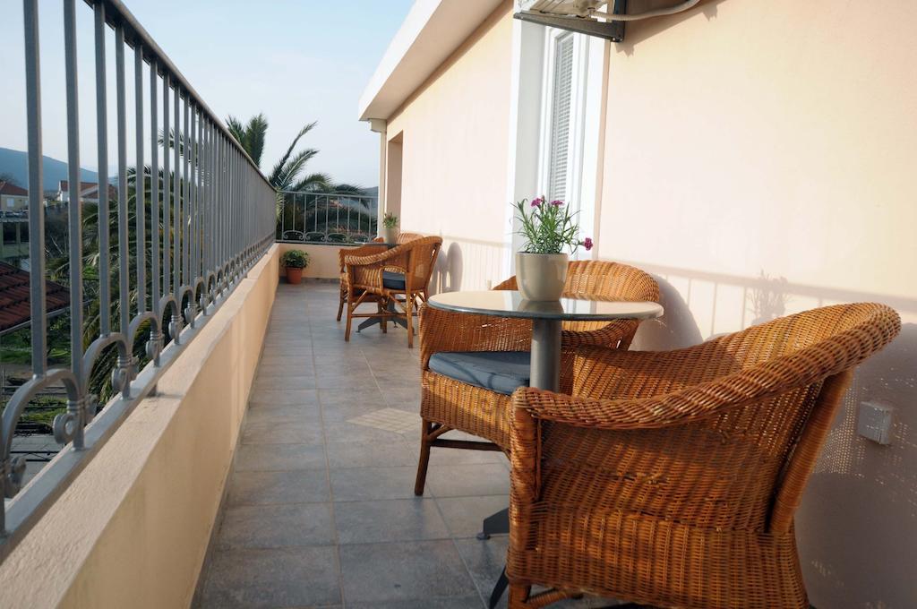 Apartments Royal Budva Luaran gambar