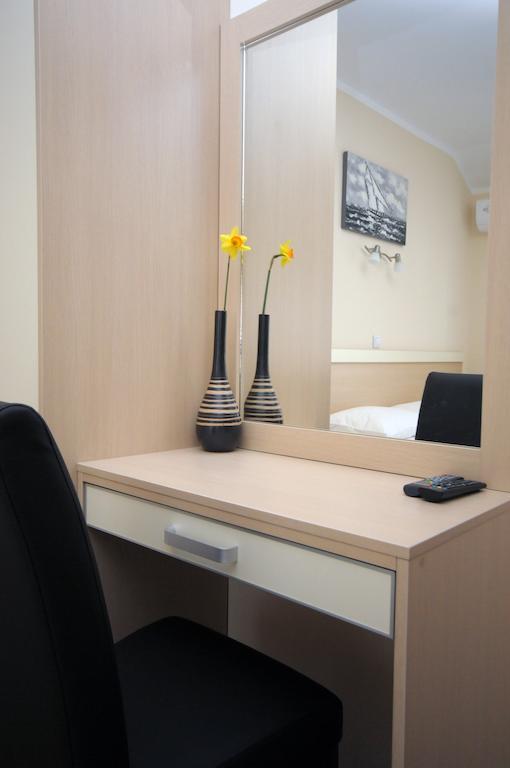 Apartments Royal Budva Bilik gambar