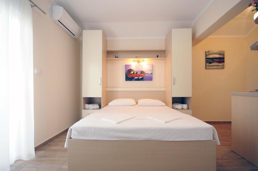 Apartments Royal Budva Bilik gambar