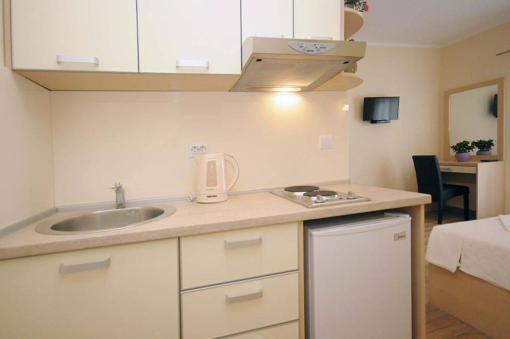 Apartments Royal Budva Luaran gambar