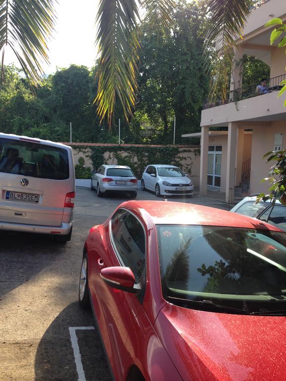 Apartments Royal Budva Luaran gambar