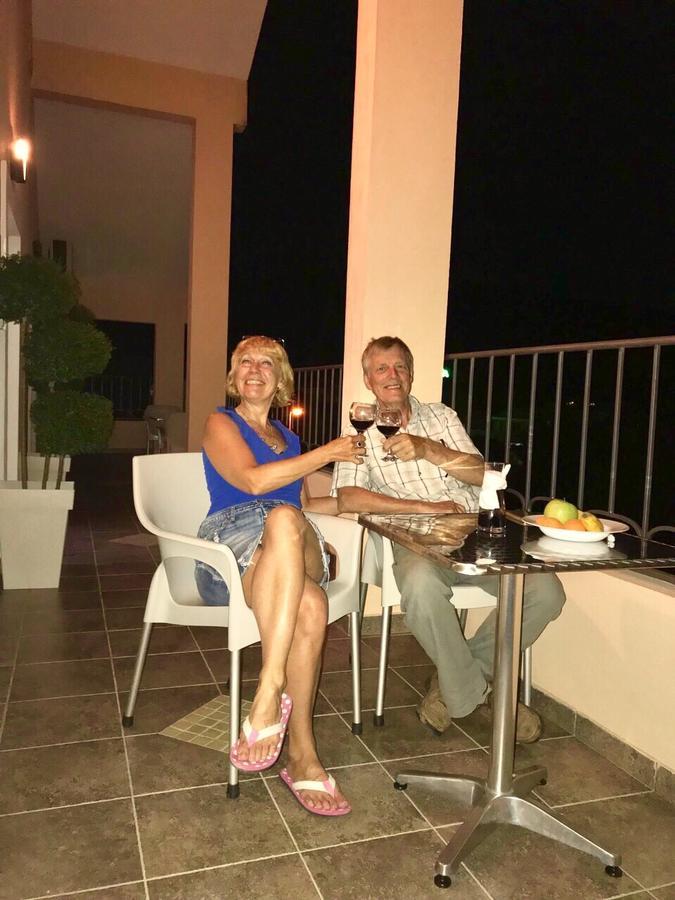 Apartments Royal Budva Luaran gambar